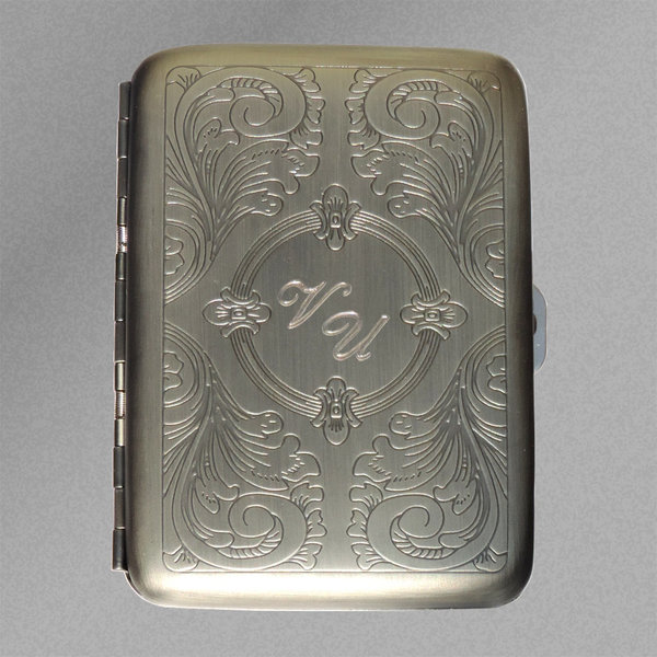 schmales Zigarettenetui Metall satiniert mit Gravur des Vornamens oder Initialen in der Gravurfläche