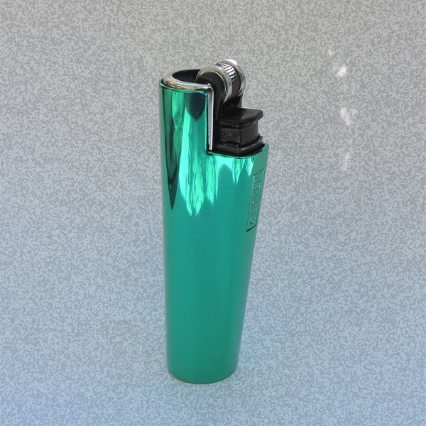Kleines (6,5 cm) Clipper Micro Gas-Feuerzeug mit leuchtend grüner Hülle  mit Gravur
