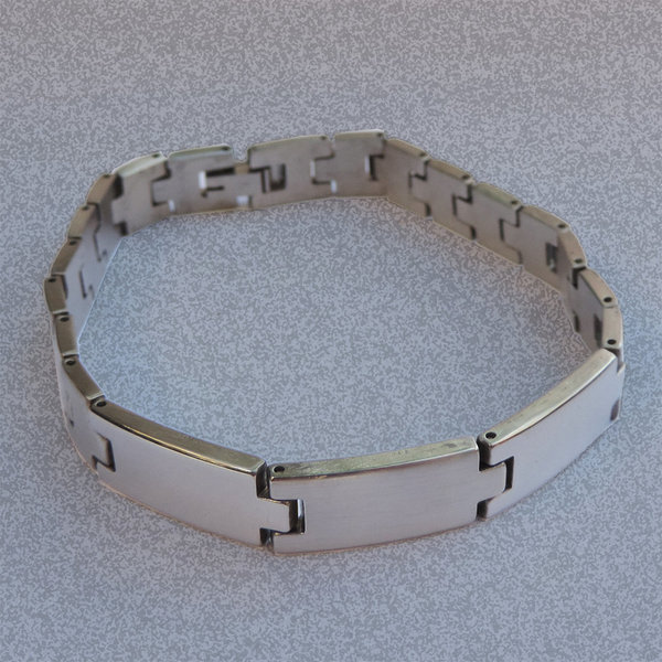 Robustes Edelstahl Armband mit stabiler Klemmverschluß 21,5 cm